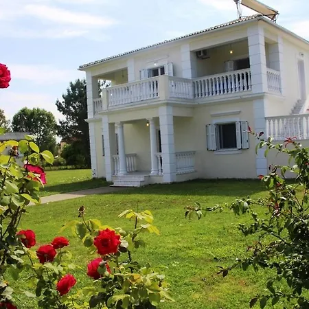 Sissy's Rose Garden * Sidari (Corfu)